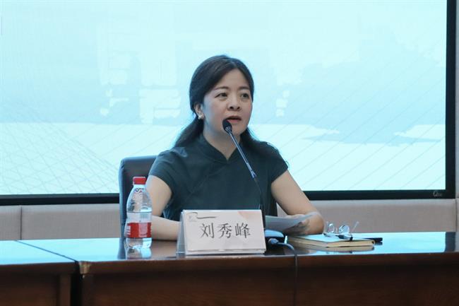 刘秀峰校长.jpg 刘秀峰校长.jpg