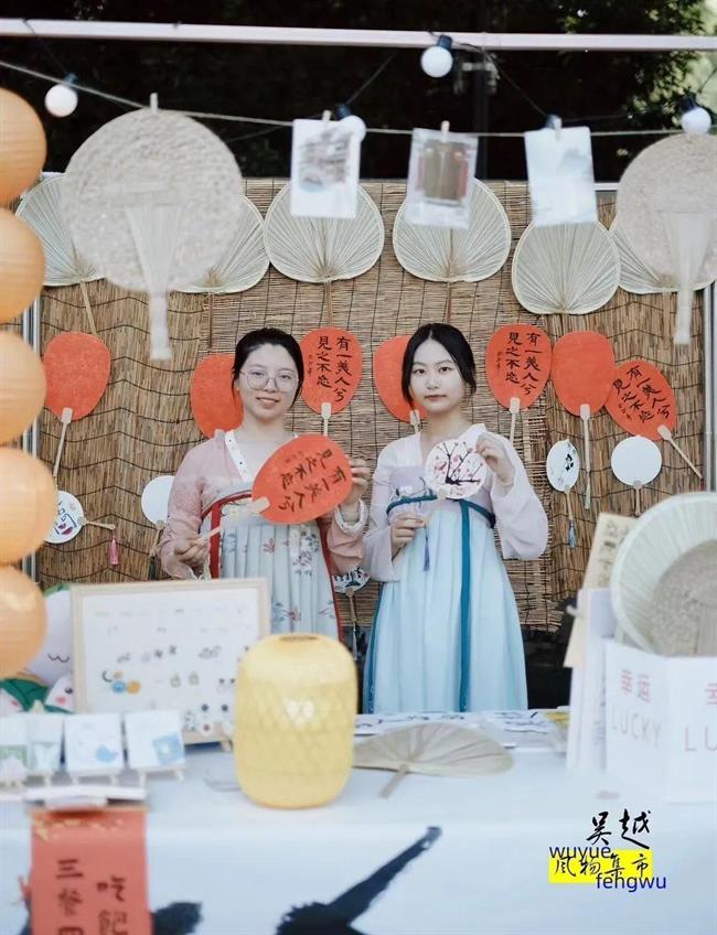 e987adb97f8949d7ad2b3d10432f12bf_noop.jpg e987adb97f8949d7ad2b3d10432f12bf_noop.jpg