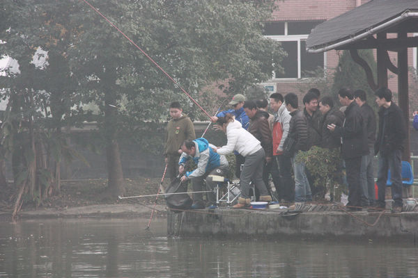 nEO_IMG_钓鱼协会、参观图ç?194.jpg