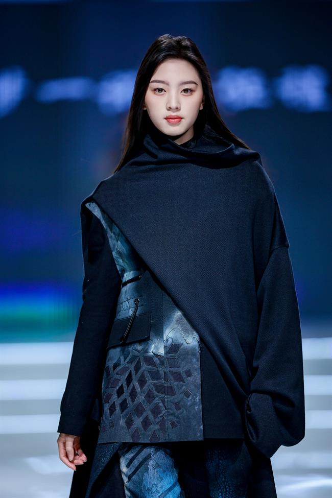 日常装展示1.jpg 日常装展示1.jpg