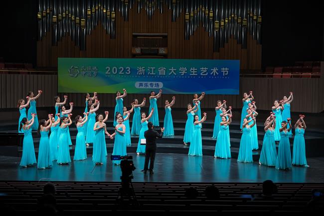 0B3A6700.jpg 0B3A6700.jpg