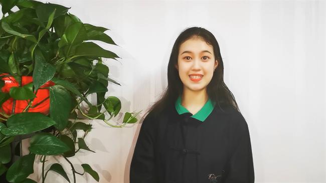 黄霜霜2.jpg 黄霜霜2.jpg