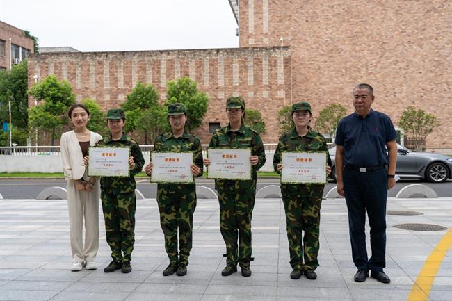 1-7(1).jpg 1-7(1).jpg