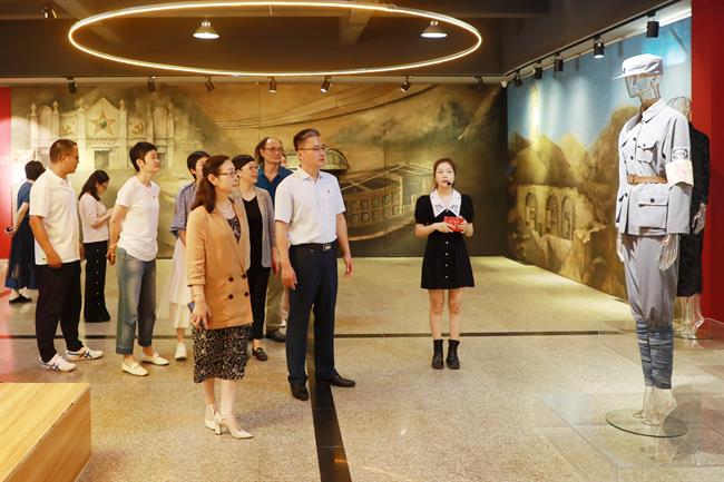 “艺心向党 礼赞百年”——庆祝中国共产党成立100周年.jpg