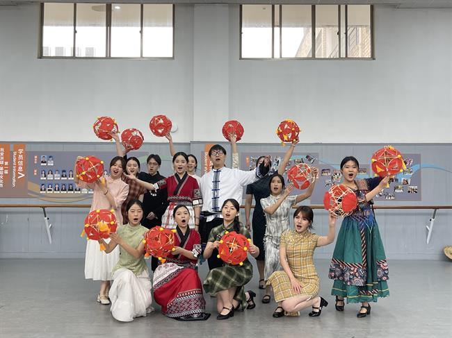 f2907273a5e25a247697e6b74eda57af.jpg f2907273a5e25a247697e6b74eda57af.jpg