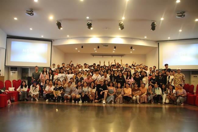 杭州市中小学艺术骨干教师专题培训1.jpg