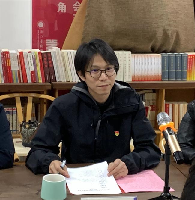 image005.png image005.png