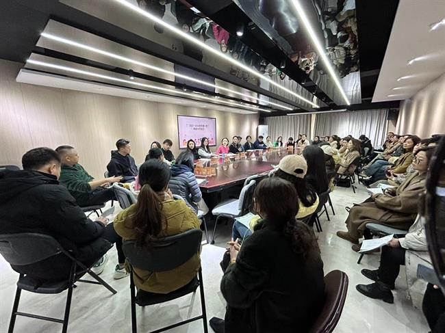 c7b49291257686ef49555133447df0b.jpg c7b49291257686ef49555133447df0b.jpg